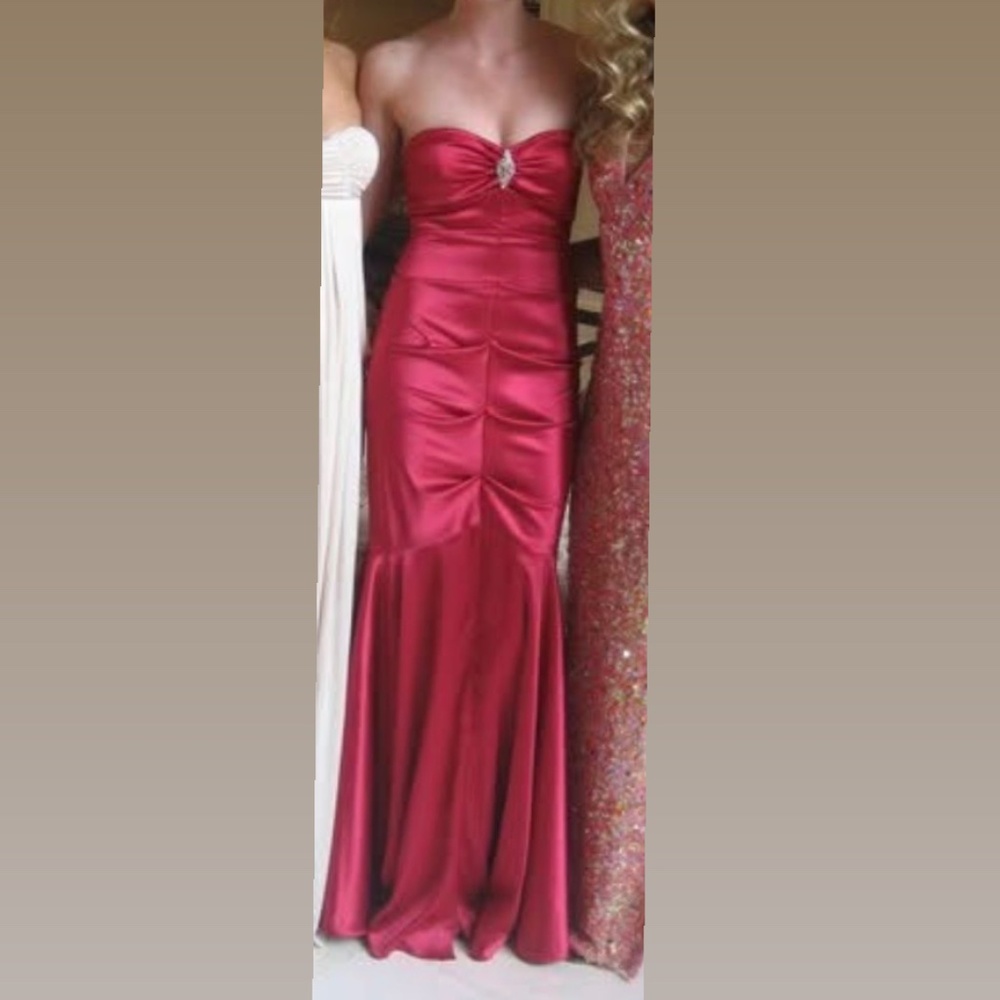 Graduation/Prom Dress - Picture 3 of 4